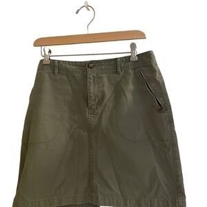 Eddie Bauer Martini Olive Khaki flirty mini Skirt in Size 10
